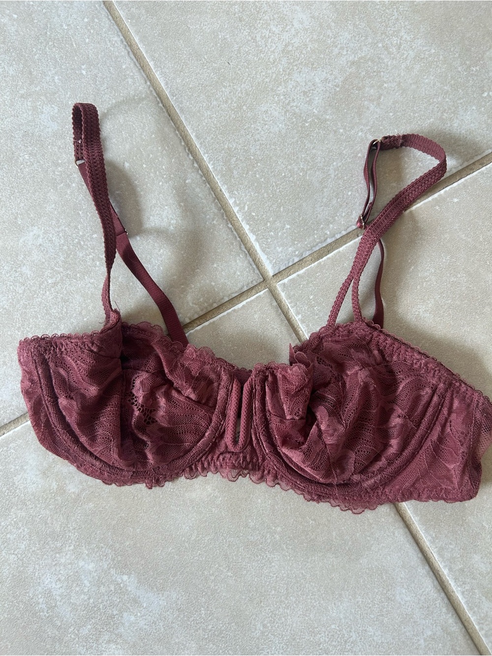 Auden Lace Underwire Balconette Bra in Wine